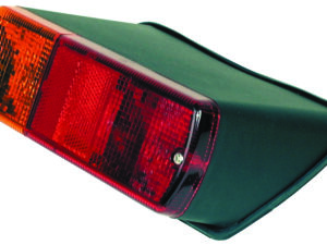 Feu arr. g. base inclinée