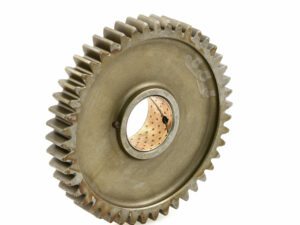 Pignon fou 1ère 46 dents. denture droite.